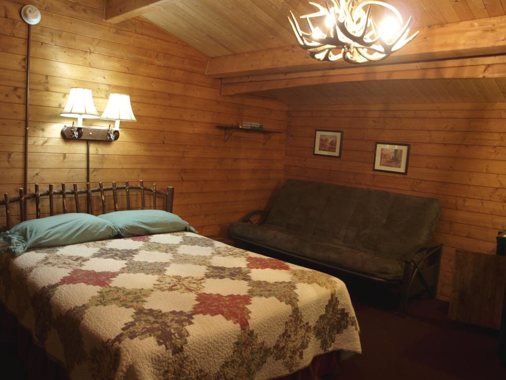 Mallards' Landing Hotel Hayward Kültér fotó